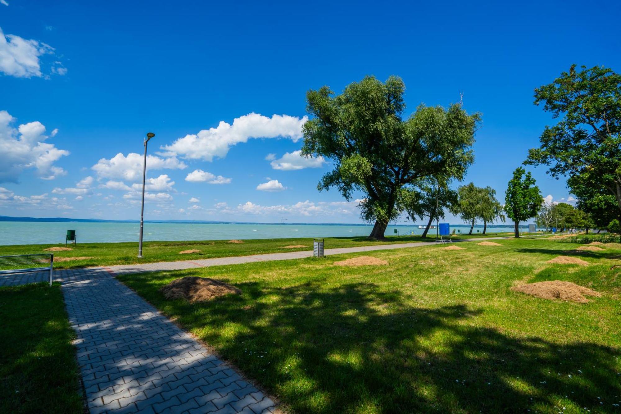 Myflat Casa Galerius Apartment Сиофок Екстериор снимка