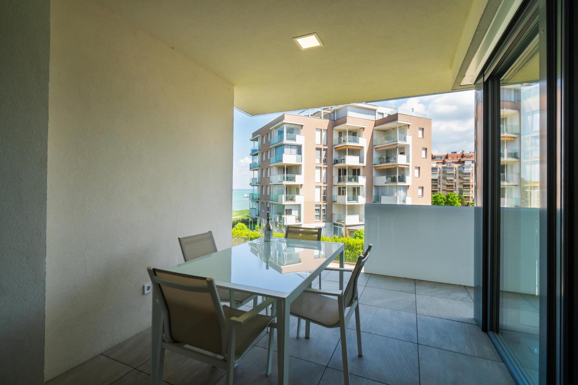 Myflat Casa Galerius Apartment Сиофок Екстериор снимка