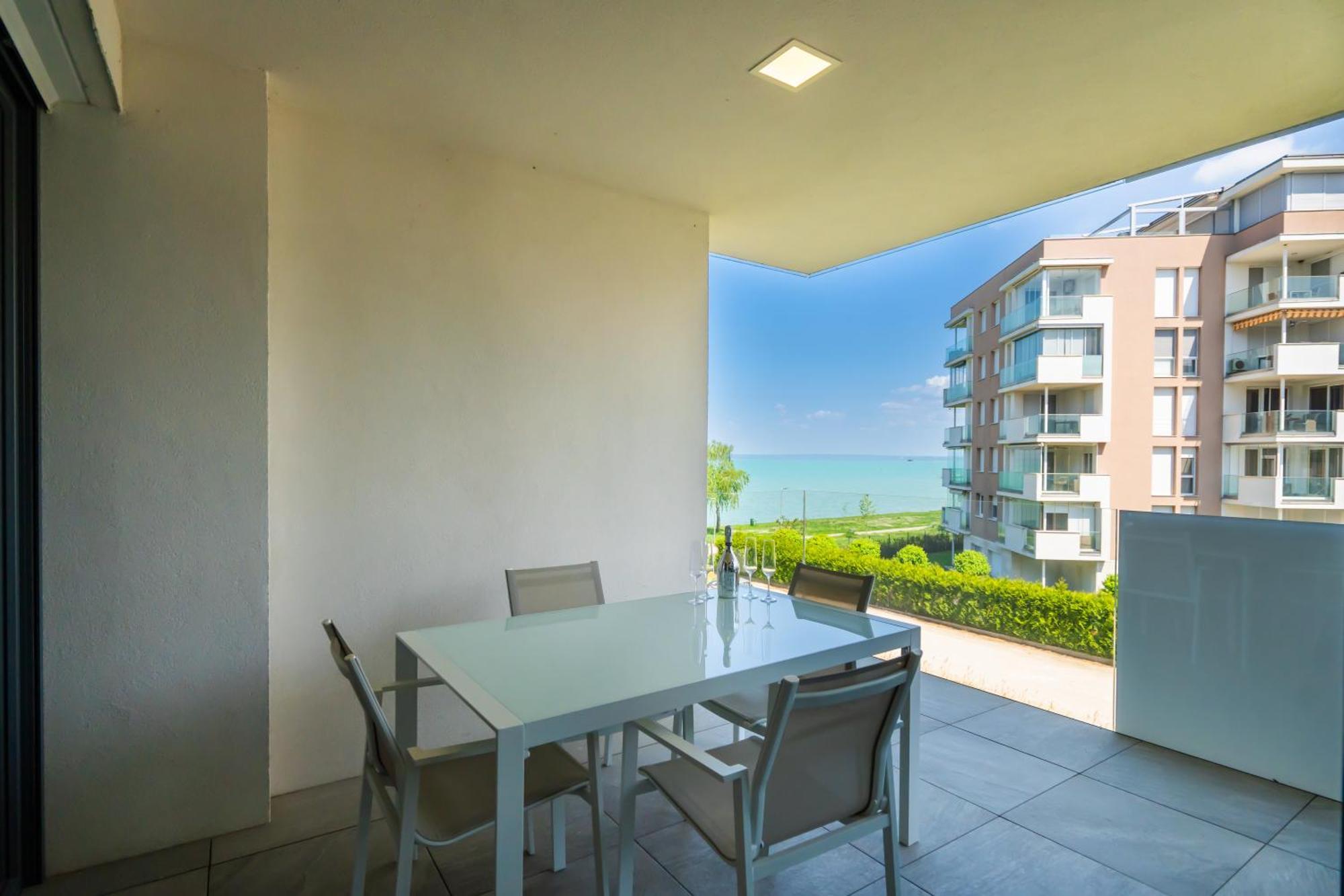 Myflat Casa Galerius Apartment Сиофок Екстериор снимка